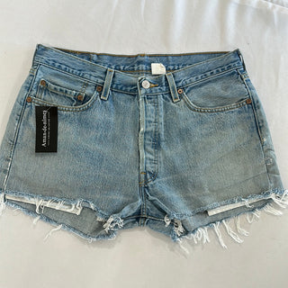 1117. Vintage Levis size 31