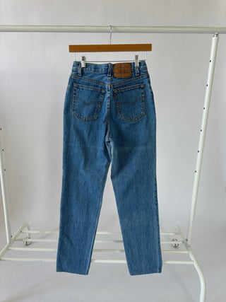 3054. Vintage Levis size 23 - amandenimes - 3054. Vintage Levis size 23 - 