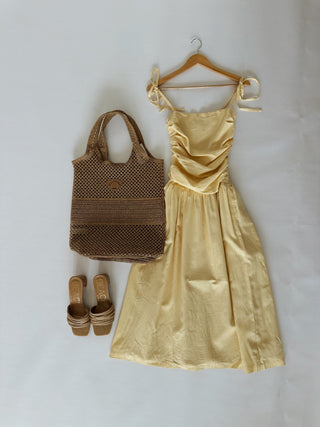 Butter yellow midi dress - amandenimes - Butter yellow midi dress - 