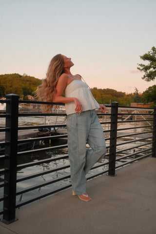 Light Wash Long Barrel Jeans - amandenimes - Light Wash Long Barrel Jeans - 