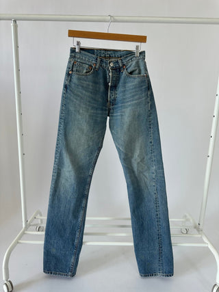 3062. Vintage Levis size 25 - amandenimes - 3062. Vintage Levis size 25 - 