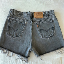 Load image into Gallery viewer, 321. Vintage Levis size 31
