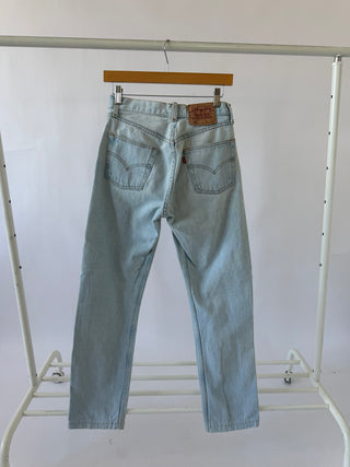 5016. Size 26 Vintage Levis