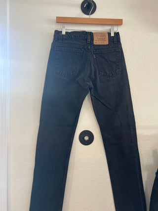 2083. Vintage Levis size 27