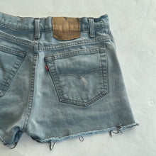Load image into Gallery viewer, 94. Vintage Levis size 29
