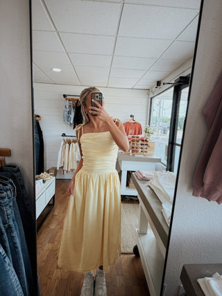 Butter yellow midi dress - amandenimes - Butter yellow midi dress - 