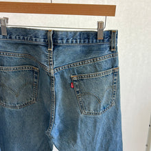 Load image into Gallery viewer, 68. Vintage Levis size 28
