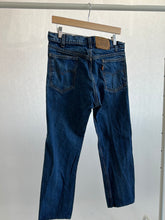 Load image into Gallery viewer, 78. Vintage Levis size 31
