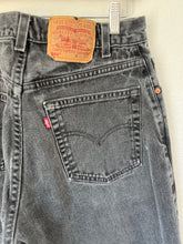 Load image into Gallery viewer, 203. Vintage Levis size 30
