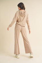 Load image into Gallery viewer, The Taupe Liv Set - Top
