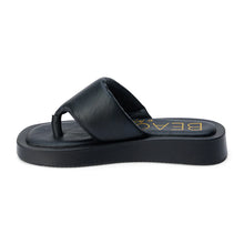 Load image into Gallery viewer, Izzie Sandal - Black
