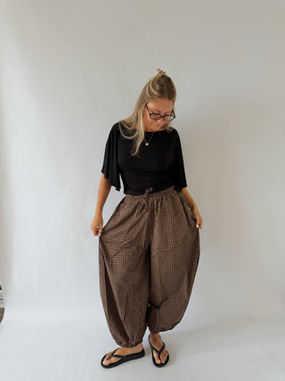 Flutter Sleeve Tie Top - Black -