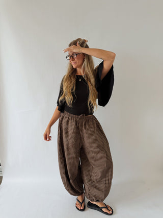 Flutter Sleeve Tie Top - Black -