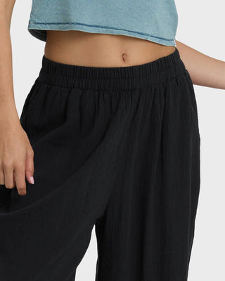 Follow Me Pant - Black - 