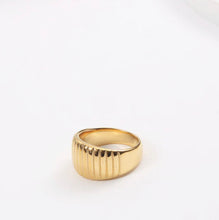 Load image into Gallery viewer, Tennessee Ring - Gold
