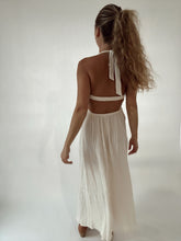 Load image into Gallery viewer, Halter Maxi Dress
