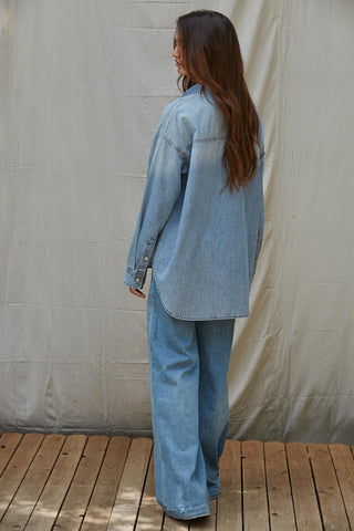 Lightweight Denim Button Up Shirt - 