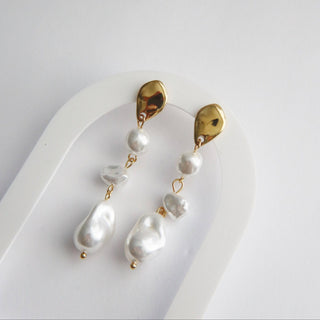 Lune Baroque Pearl Earrings - 