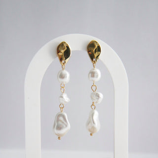 Lune Baroque Pearl Earrings - 