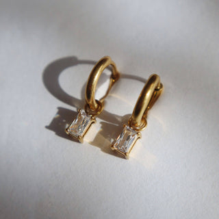 Mini Baguette Drop Huggies - 