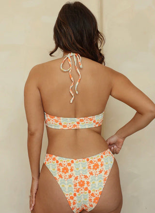Nocturnal Bikini Bottom - Cala Bassa -
