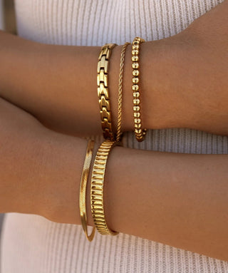 Roman Cuff - Gold - 