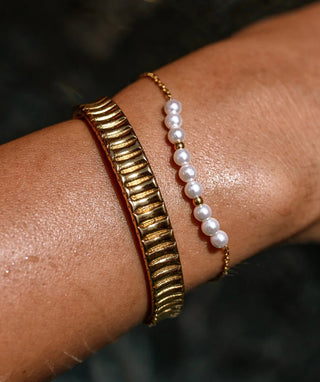 Roman Cuff - Gold - 