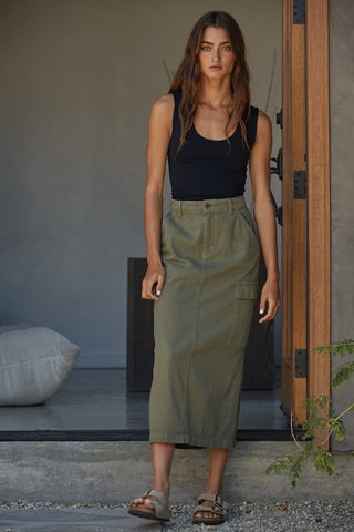 The Essential Scoop Neck Tank - Black - 