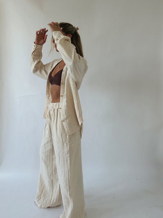 Wanderer Woven Button Down - Dove -